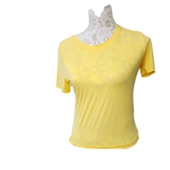 Fabletics Tops - Fabletics Athletic Top Meyer Naked Feel Short Sleeve NWT Women's Medium